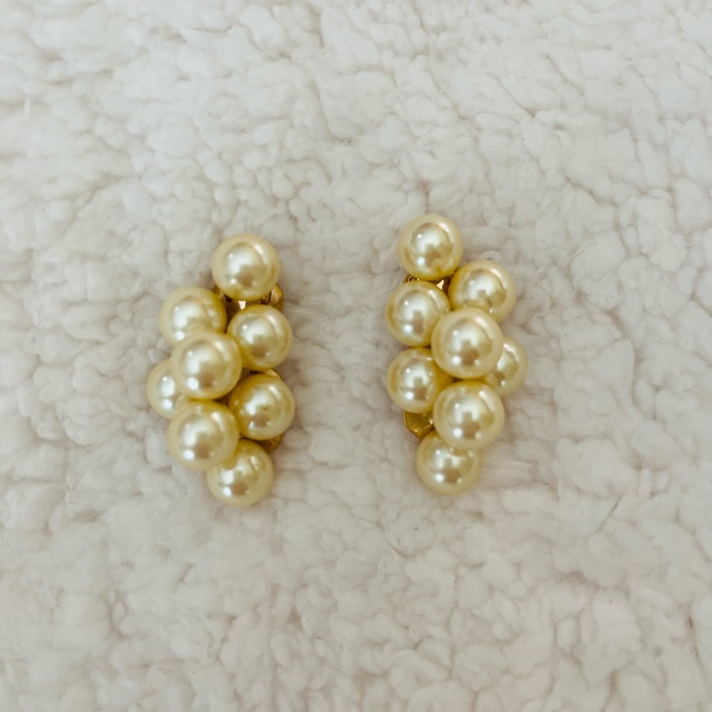 Vintage Pearl Cluster Earrings